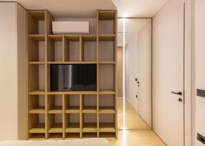 Central Inn, New Bazaar Apartment